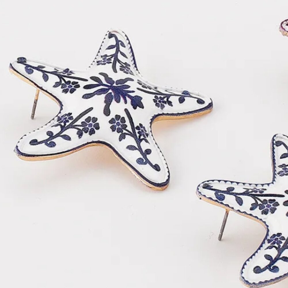 NEW Blue and White Floral Enamel Gold Starfish Statement Earrings - Picture 3 of 4